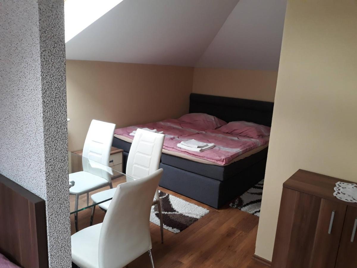 Appartement Fridrich Apartman à Veľký Meder Extérieur photo